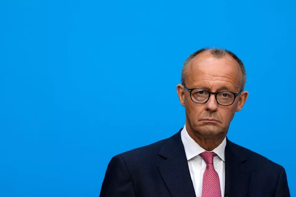 صدراعظم آلمان؛ هیتلر پلاستیکی