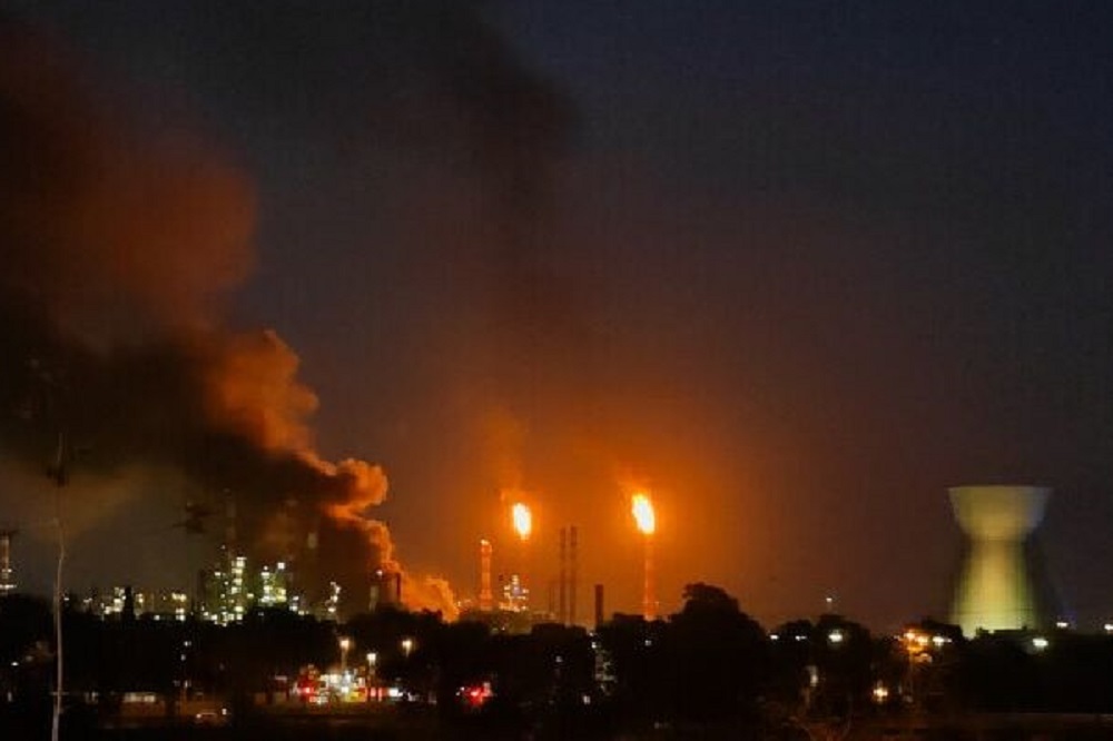 اعتراف بزرگترین پالایشگاه اسرائیل به خسارت ۲۰۰ میلیون دلاری