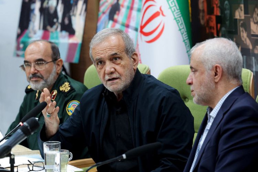 پزشکیان: بازگرداندن مهاجران افغان به نفع خودشان است