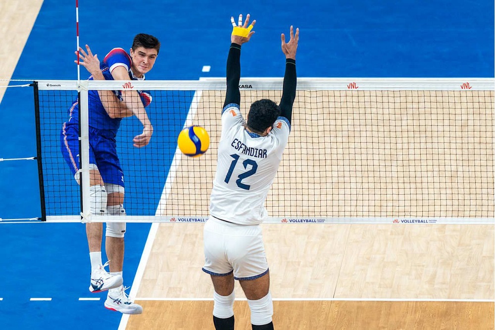 تیم ملی والیبال ایران مقابل فرانسه شکست خورد