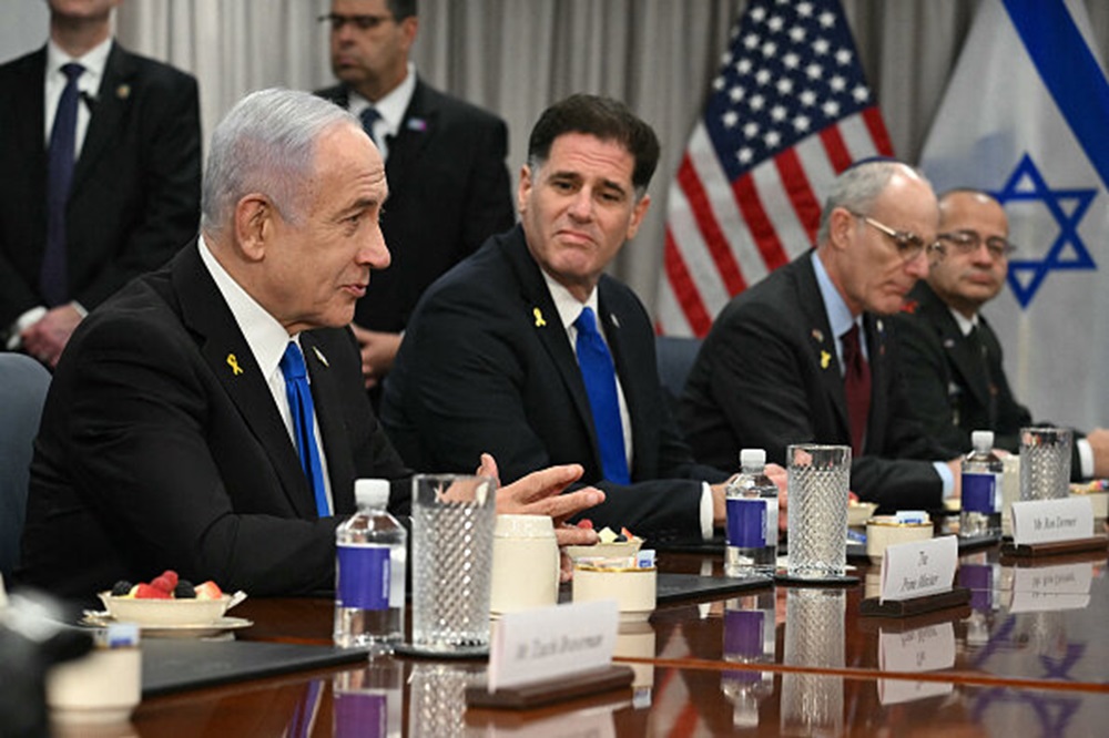 سفر وزیر صهیونیست به فرانسه پیش از مذاکرات هستهای ایران