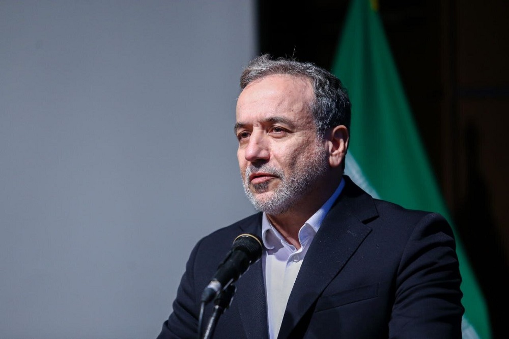 عراقچی: وضعیت اتباع ایرانی در ونزوئلا خوب است