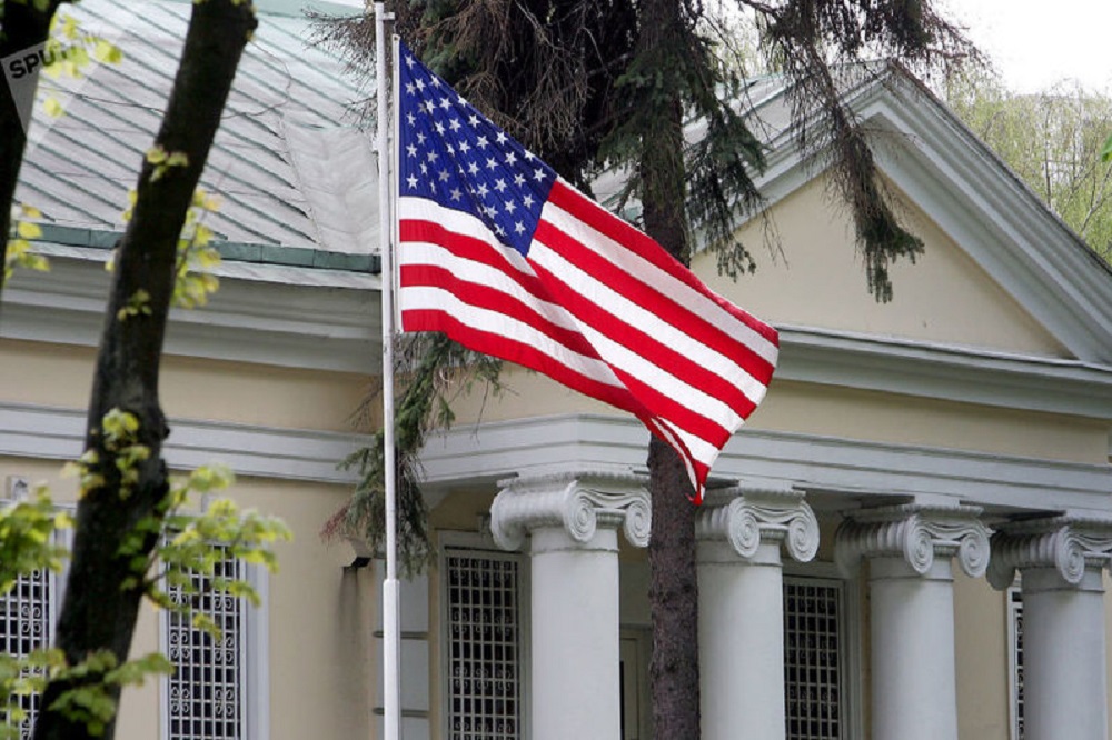 پرواز ۲ بمبافکن B-۱ آمریکایی در نزدیکی ونزوئلا