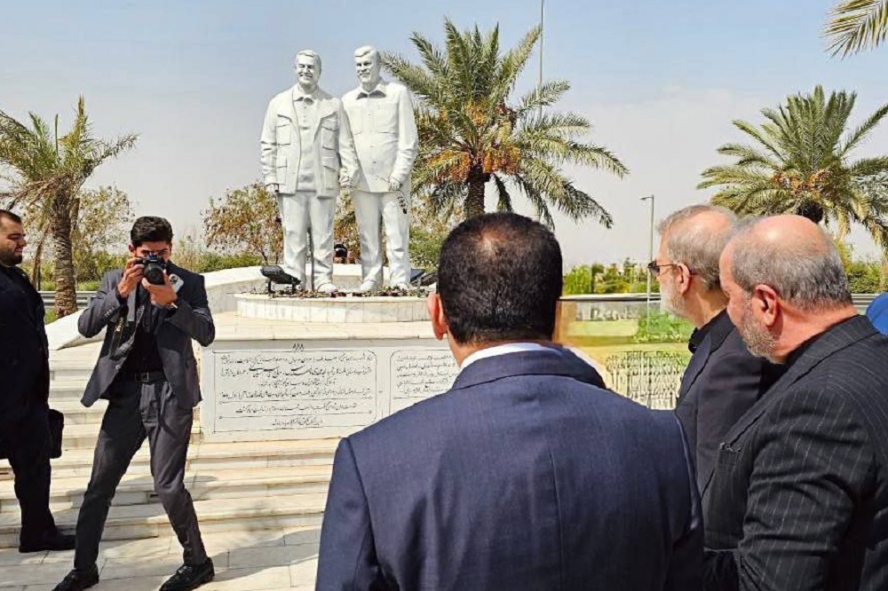 حضور لاریجانی در یادمان شهادت حاج قاسم