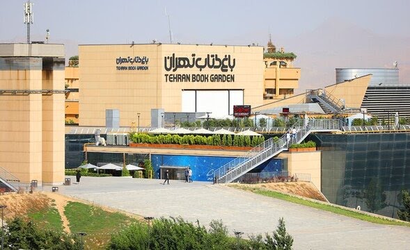 «تهران میخواند»؛ پویشی برای ترویج کتابخوانی در بستر شهر