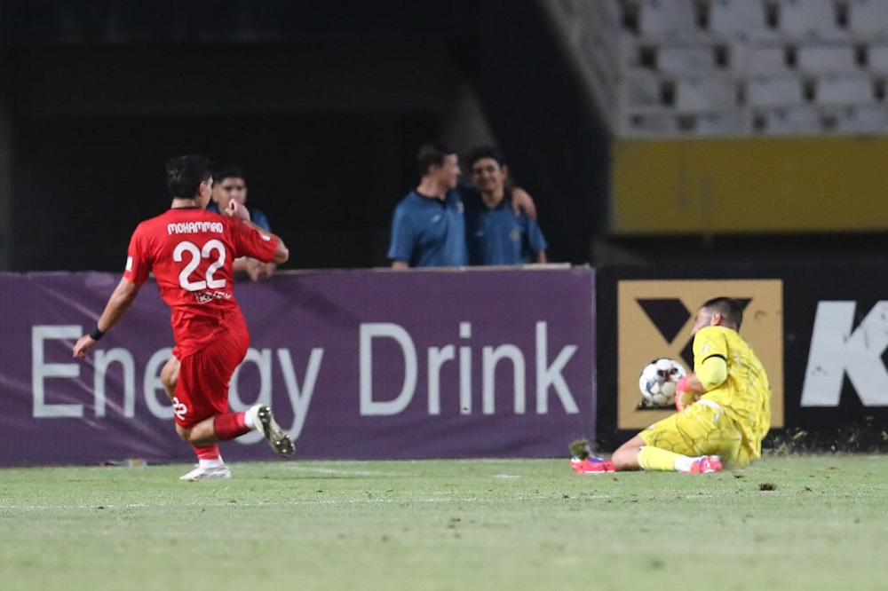 لنز «فرهیختگان»؛ گل اول تراکتور به استقلال