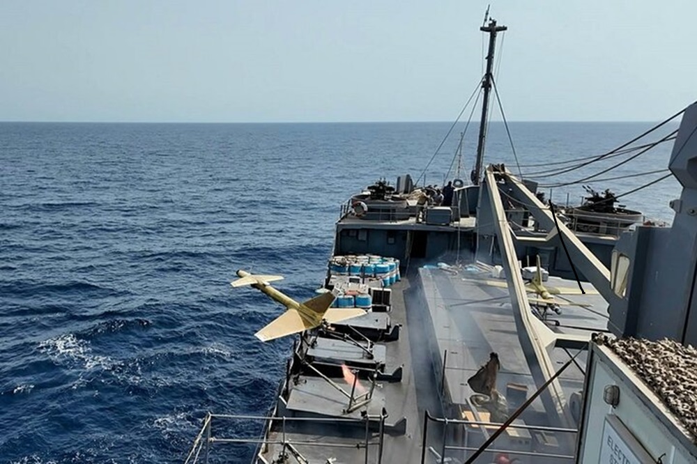 غرش موشک‌های ایرانی در رزمایش اقتدار ۱۴۰۴