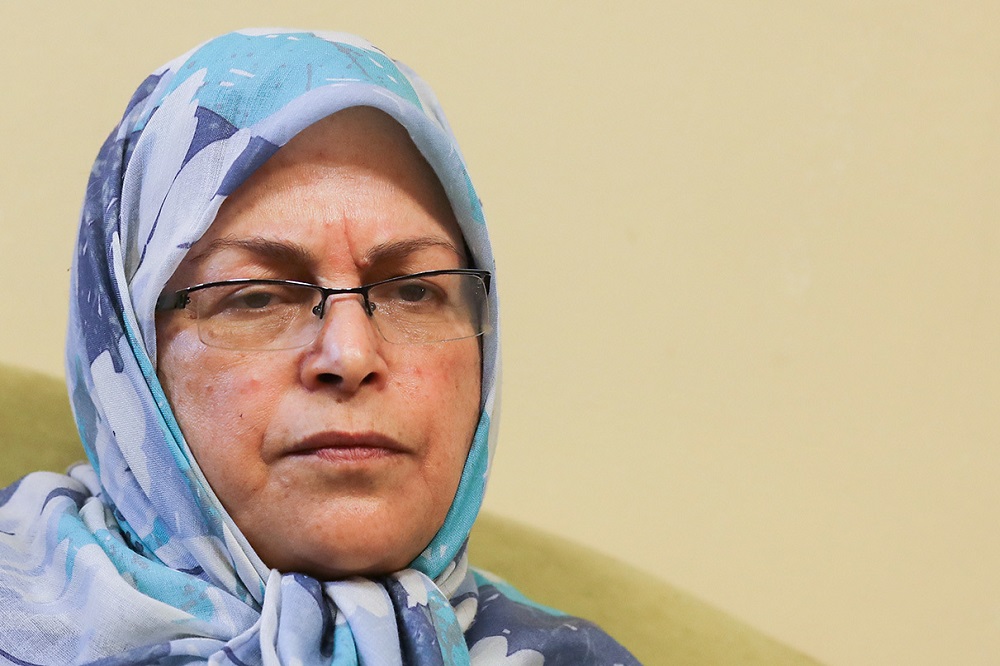 خانم منصوری! بدنامی واقعا از گمنامی بهتر نیست