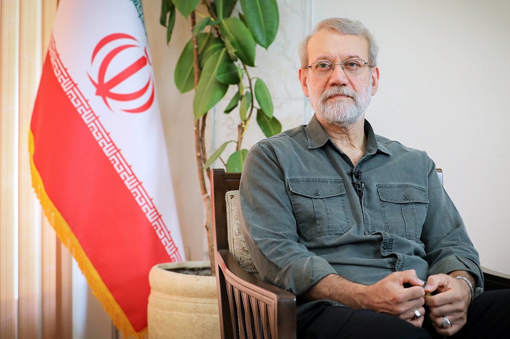 علی لاریجانی: خداقوت به پهلوانان کشتی