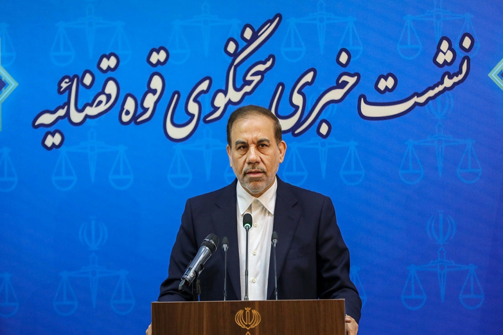 بازنگری قانون مطبوعات در گرو ارائه نظرات صاحب‌نظران است