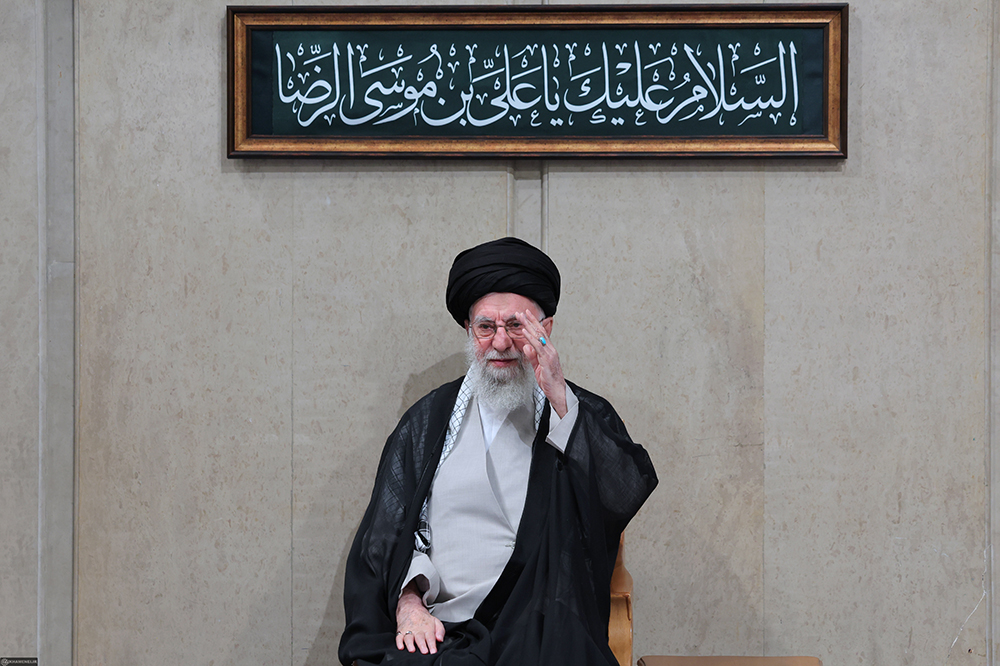 سپر پولادین اتحاد مقدس و عظیم ملی نباید خدشهدار شود