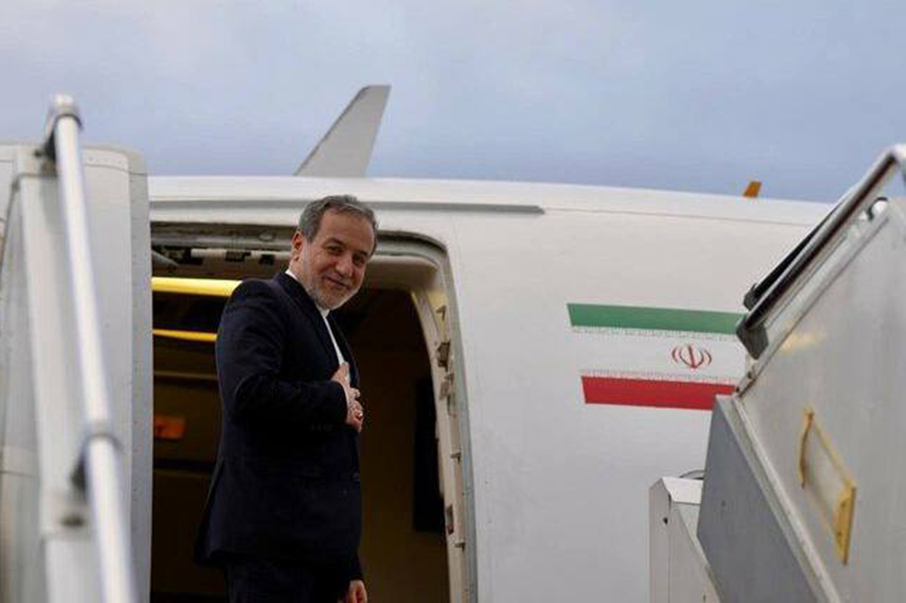 عراقچی راهی عربستان شد