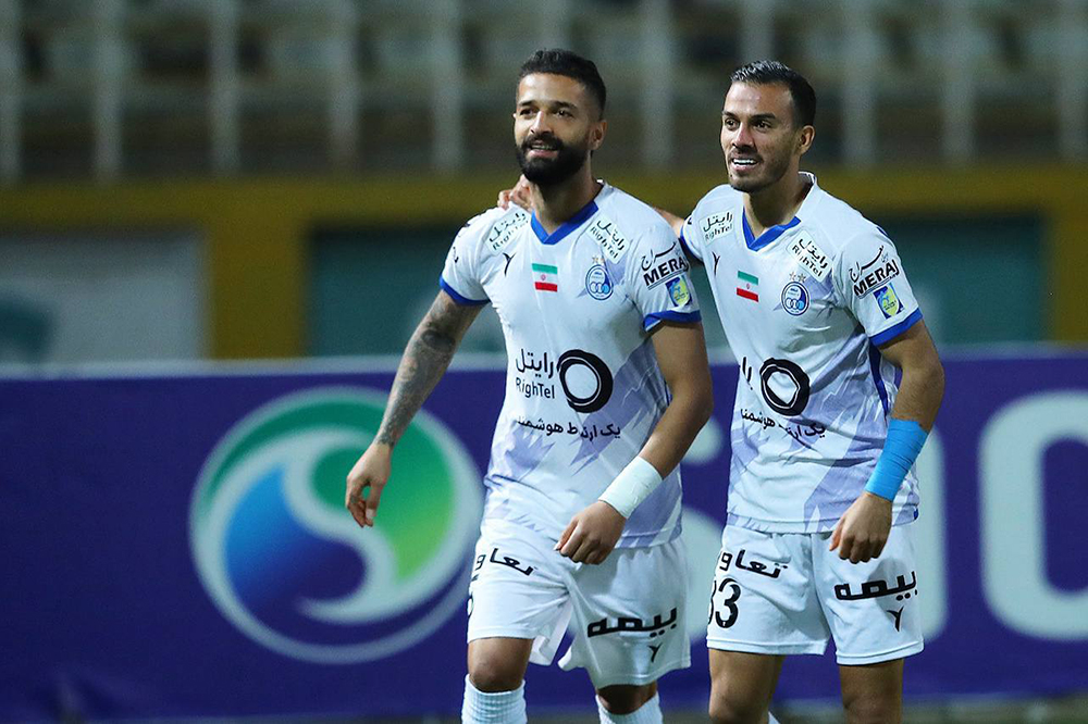 حل مشکل سربازی دو مدافع استقلال