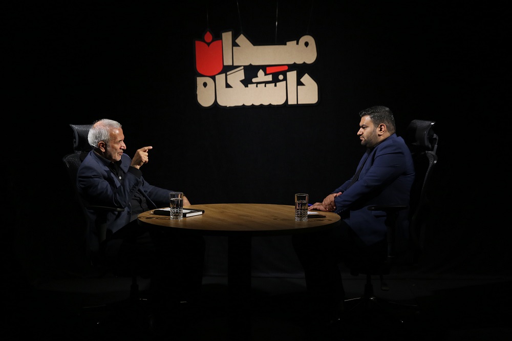 میدان دانشگاه؛ گفت‌وگو با مهدی نوید ادهم