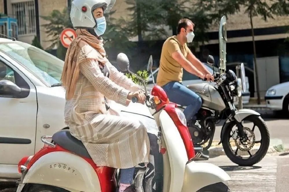 توضیحات پلیس راهور درباره گواهینامه موتورسیکلت بانوان