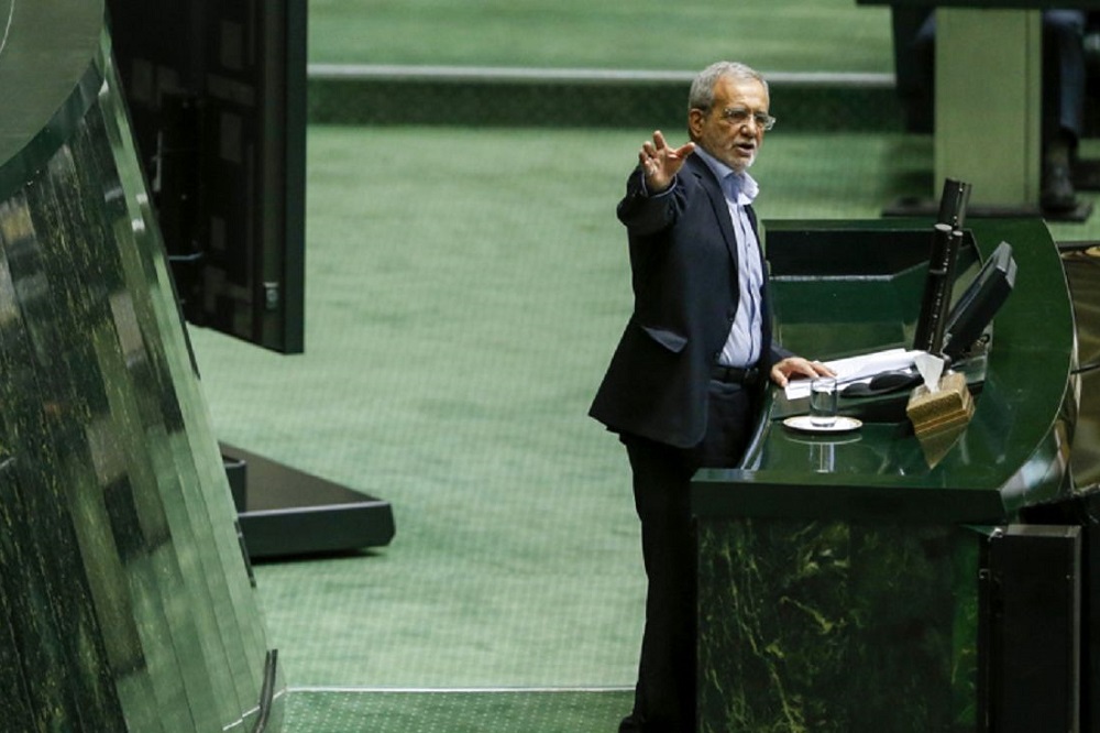 پزشکیان:مشکل آب به سادگی قابل حل نیست