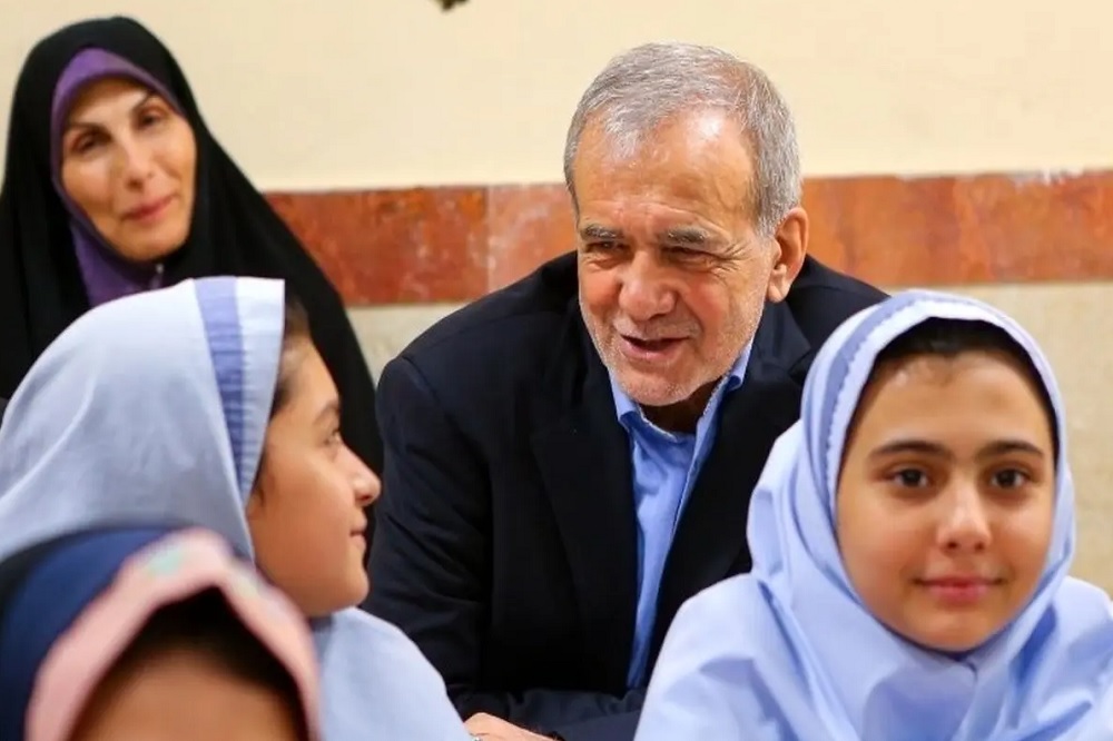 افتتاح بیش از ۱۳ هزار مدرسه با دستور رئیس‌جمهور