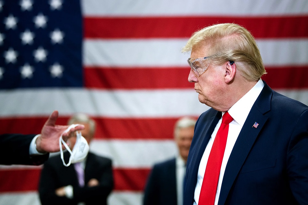 آیا کرونا دوباره ترامپ را زمین ‌می‌زند؟!