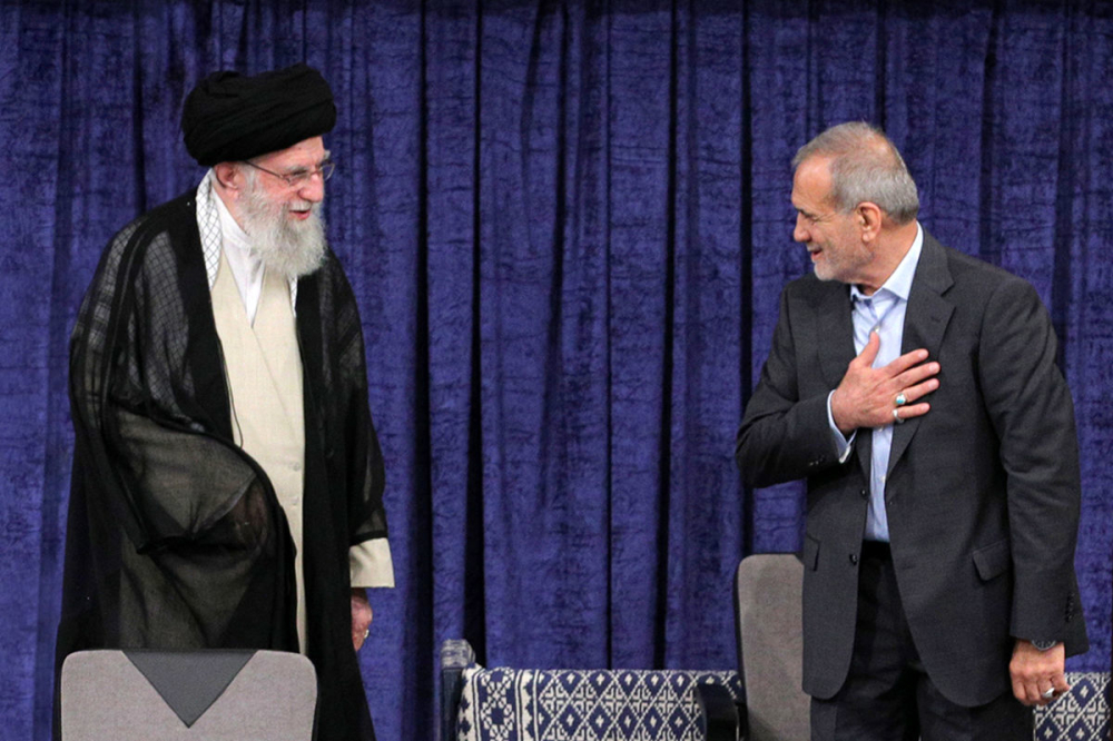 دیدار رئیسجمهور با رهبر انقلاب