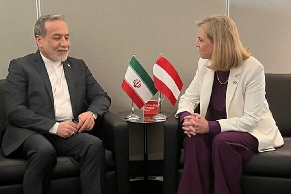 اعلام آمادگی اتریش برای مساعدت در ارتباط با حل و فصل پرونده هستهای ایران