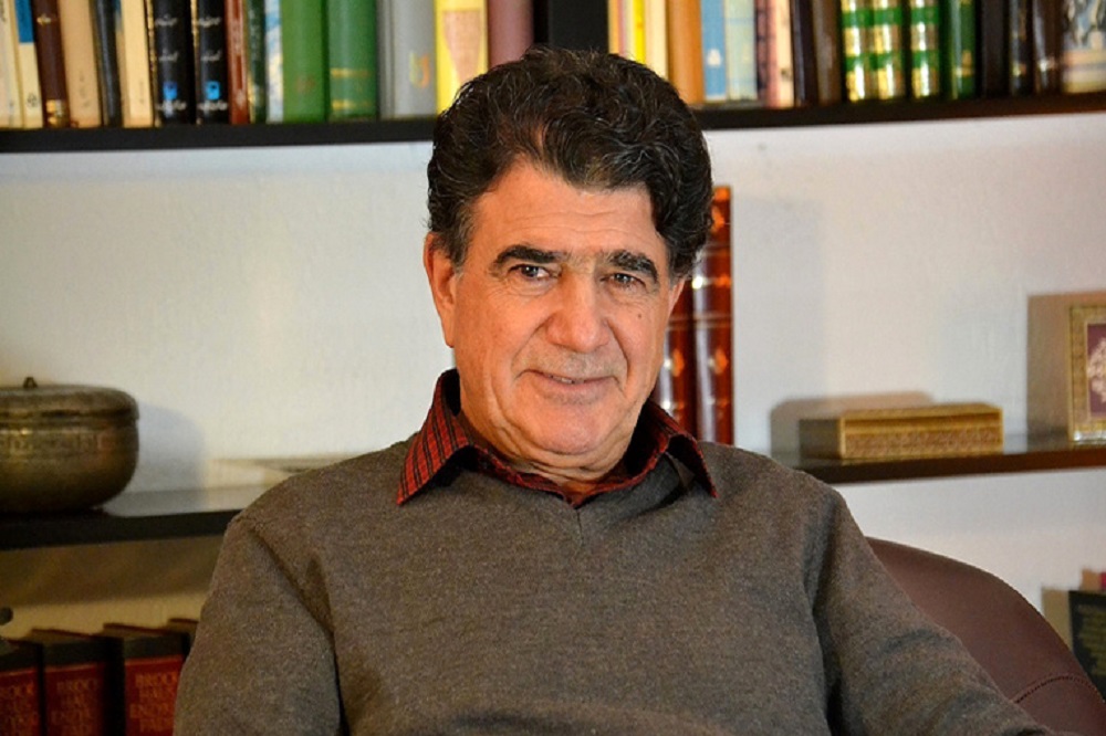 گشتی با محمّدرضا شجریان در باغ ایرانی