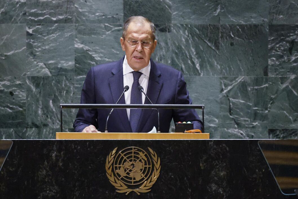 لاوروف: غرب با باجخواهی خواستار کسب امتیازات یکجانبه از ایران است