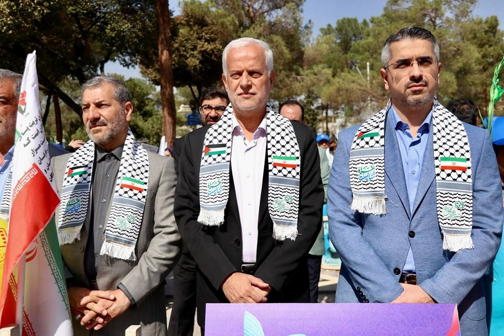 افتتاحیه جشنواره فیلم کودک با احترام به شهدای جنگ ۱۲روزه