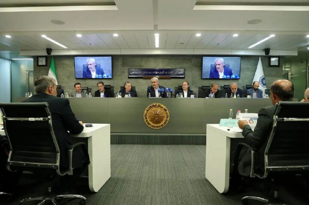 دولت پزشکیان فرماندۀ اقتصادی میخواهد