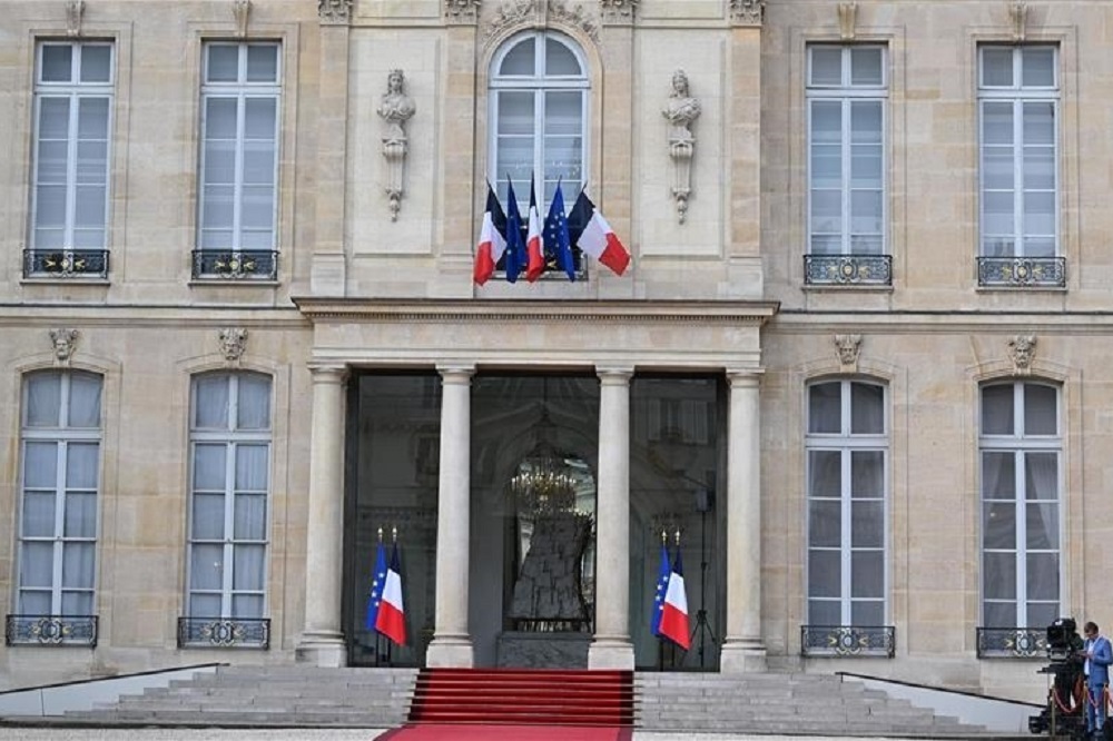 انفجار در نزدیکی دفتر نخست وزیری فرانسه