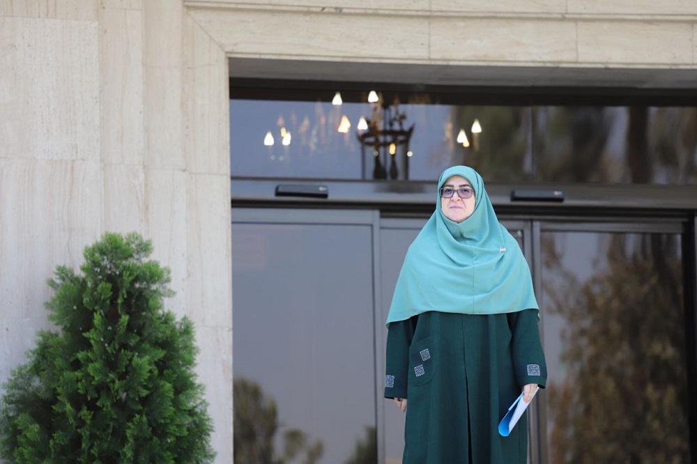 توضیحات مهاجرانی درباره احتمال سه نرخی شدن قیمت بنزین