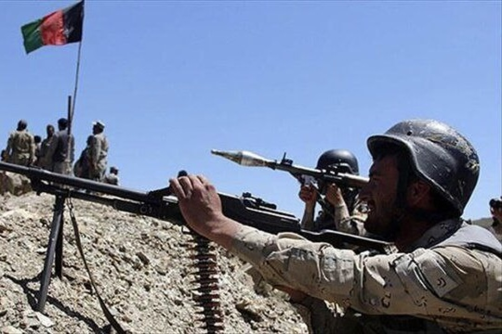 سقوط دو پایگاه ارتش پاکستان در حملات نیروهای طالبان