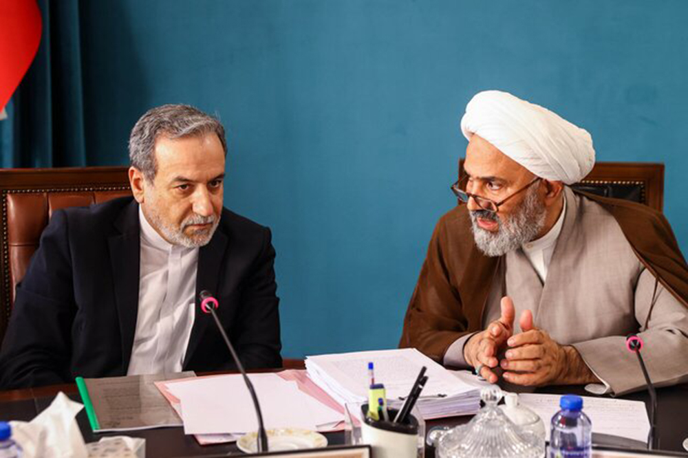 روایت عراقچی از افق روشن روابط ایران با چین و روسیه