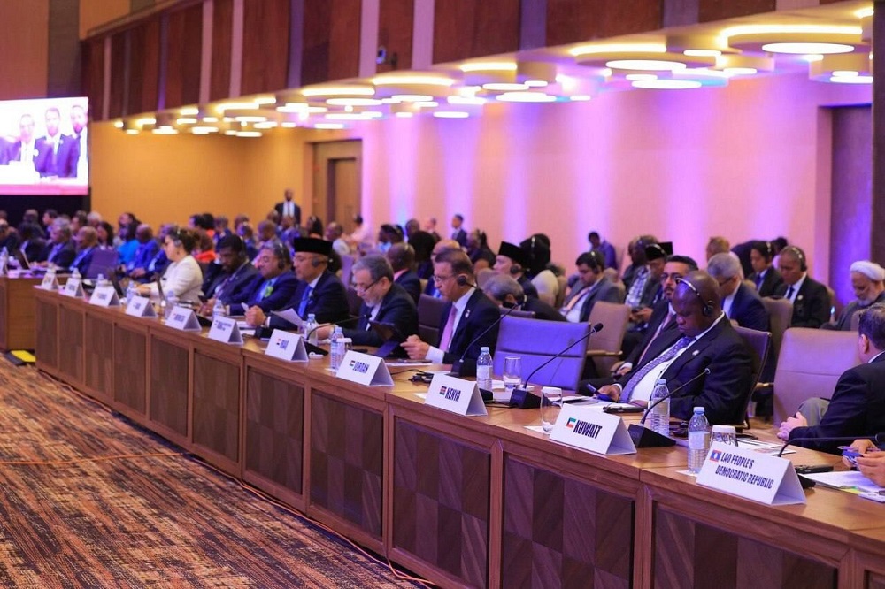 عراقچی: از توقف نسلکشی فلسطینیان حمایت میکنیم