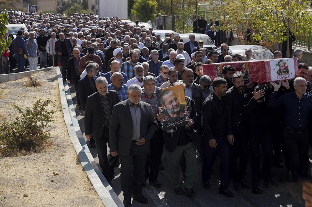 پیکر سردار علیرضا افشار تشییع شد