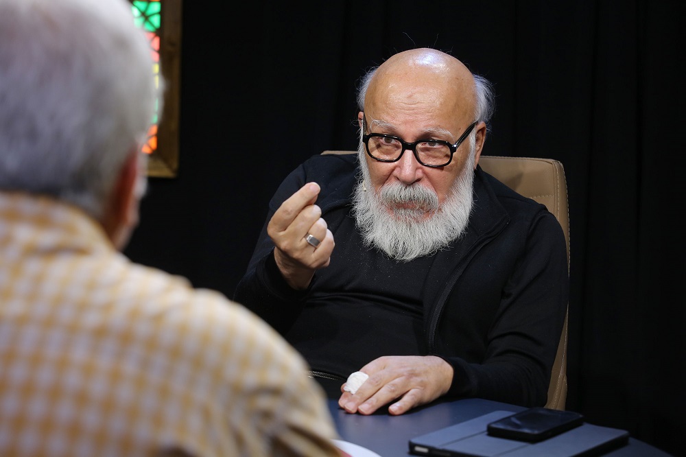 رسانه جزء مؤلفه‌های اصلی قدرت در دنیاست