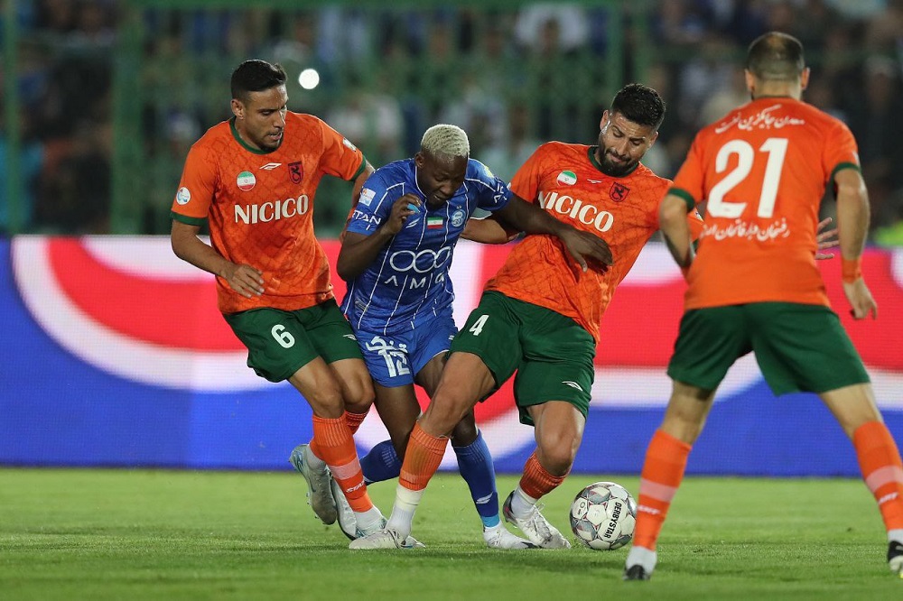 ساعت دیدار مس - استقلال تغییر کرد