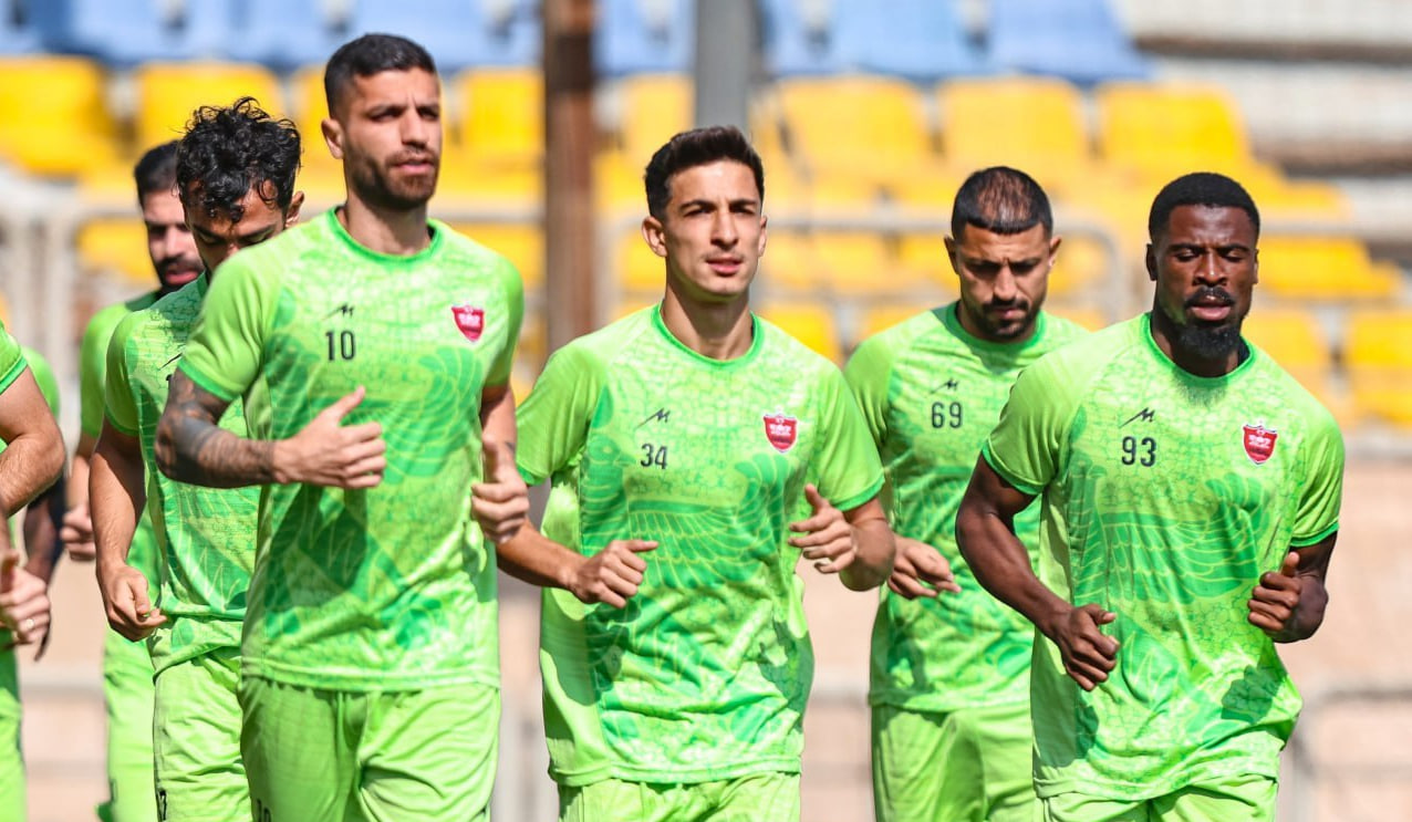 پرسپولیس با ۲۴ بازیکن در تبریز