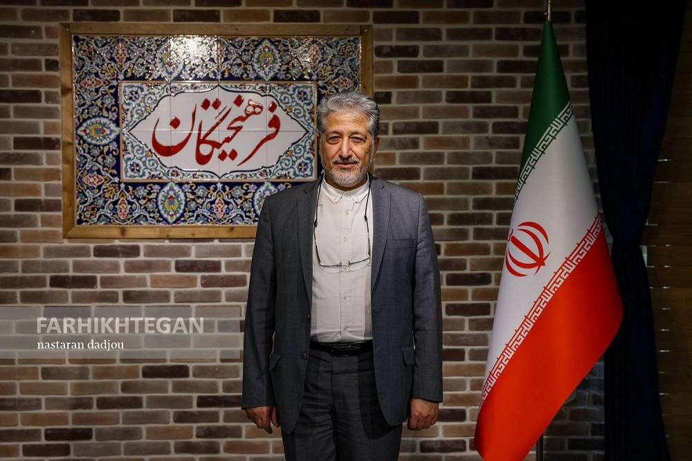 در۳ سطح بینالمللی داخلی و دانشگاهی وظیفه دارید