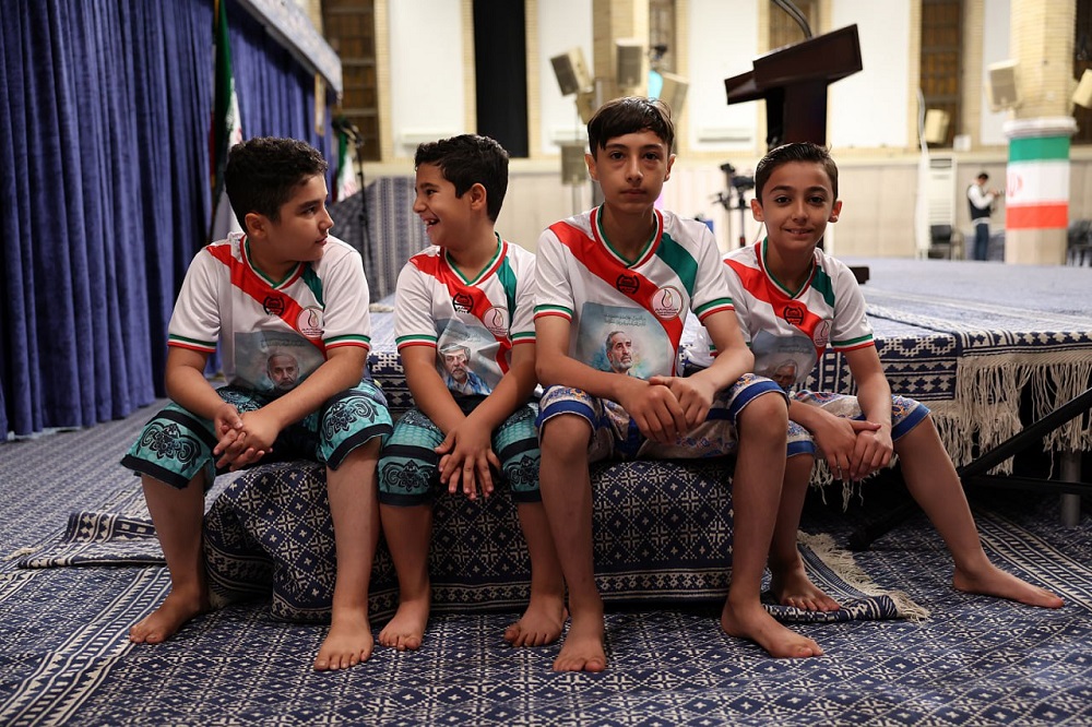 تمجید رهبر انقلاب از پهلوانان آینده