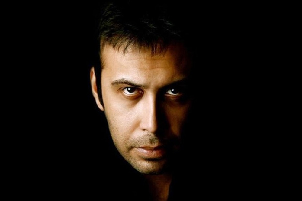 آثار محسن چاوشی فاصلۀ زیادی با تولیدات معمول بازار دارد