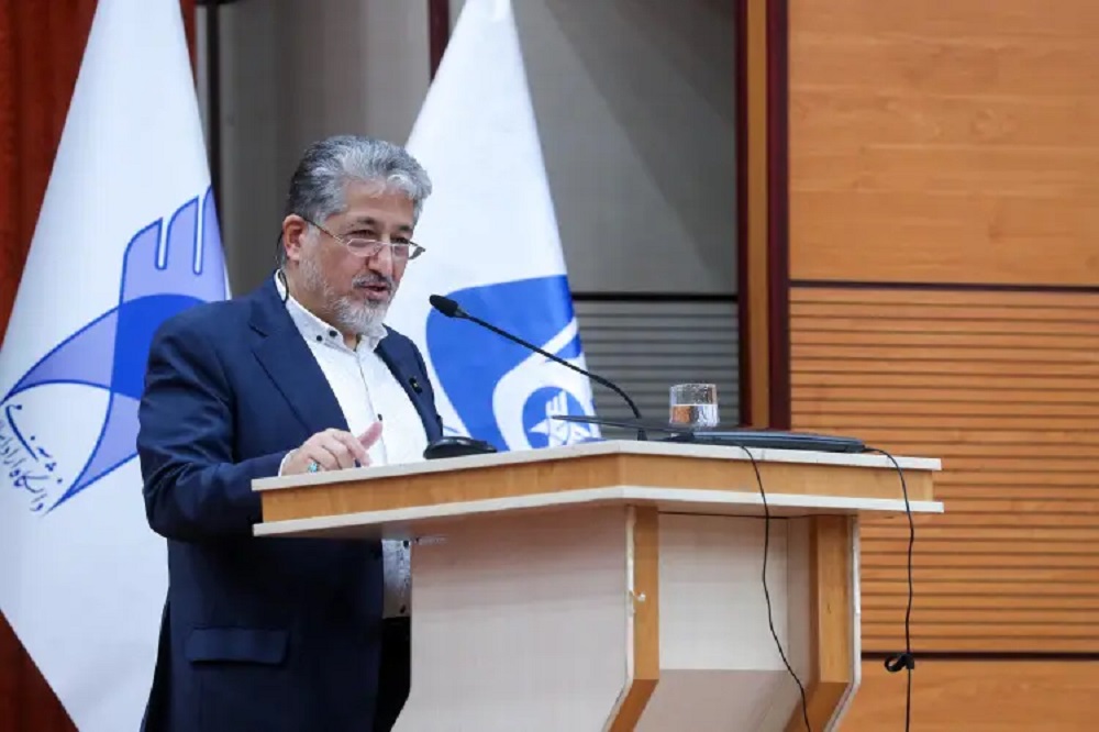 دکتر رنجبر: پرستاران در خط مقدم احیای حیات ایستاده‌اند