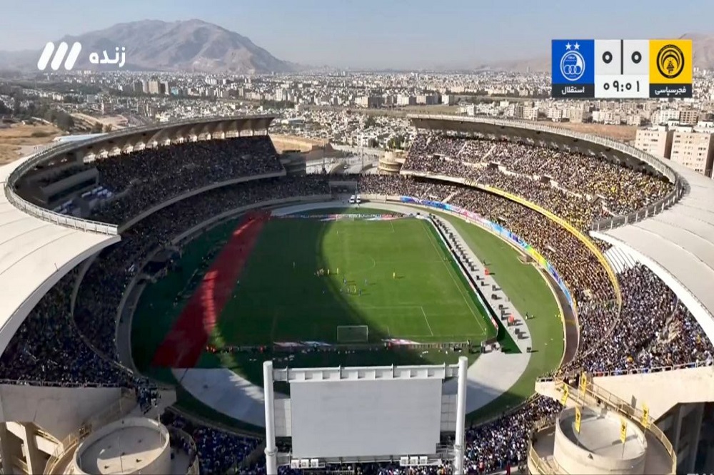 لیگ با تماشاگرش زنده است