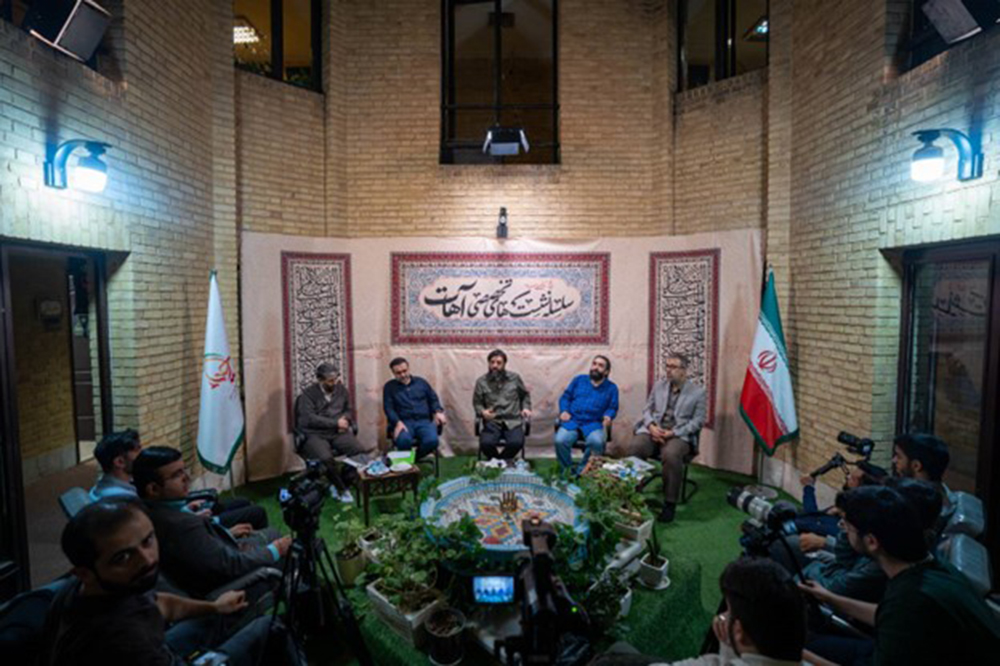 نوحه‌های محرم امسال، پرچم ایران را بالا برد