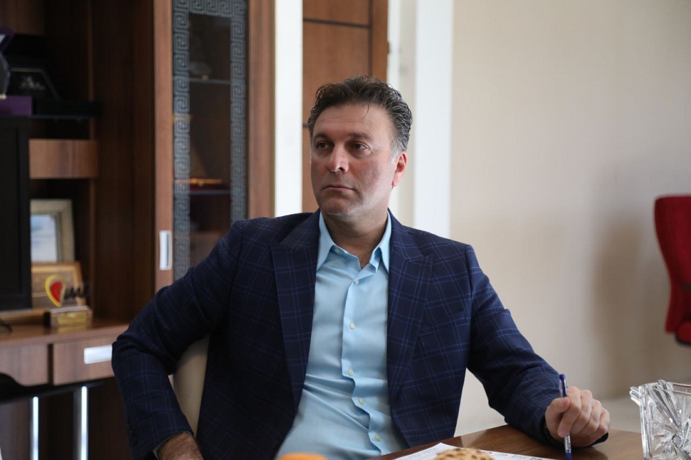 مظفری‌زاده: نمی‌توانیم در کار ورزشگاه یادگار دخالت کنیم