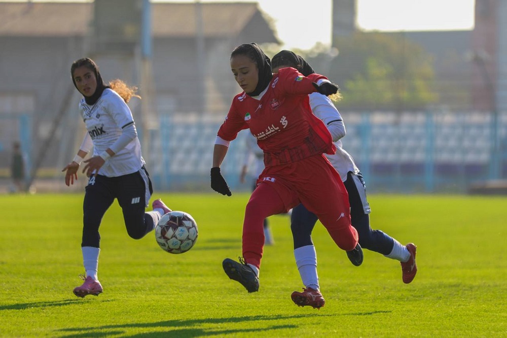 جدال سرنوشتساز پرسپولیس و خاتون بم