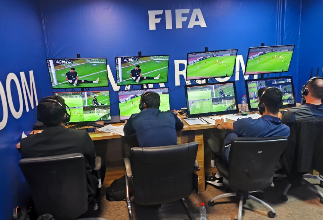 خسروی: var در آینده امنیت تصمیم گیری خود را از دست میدهد