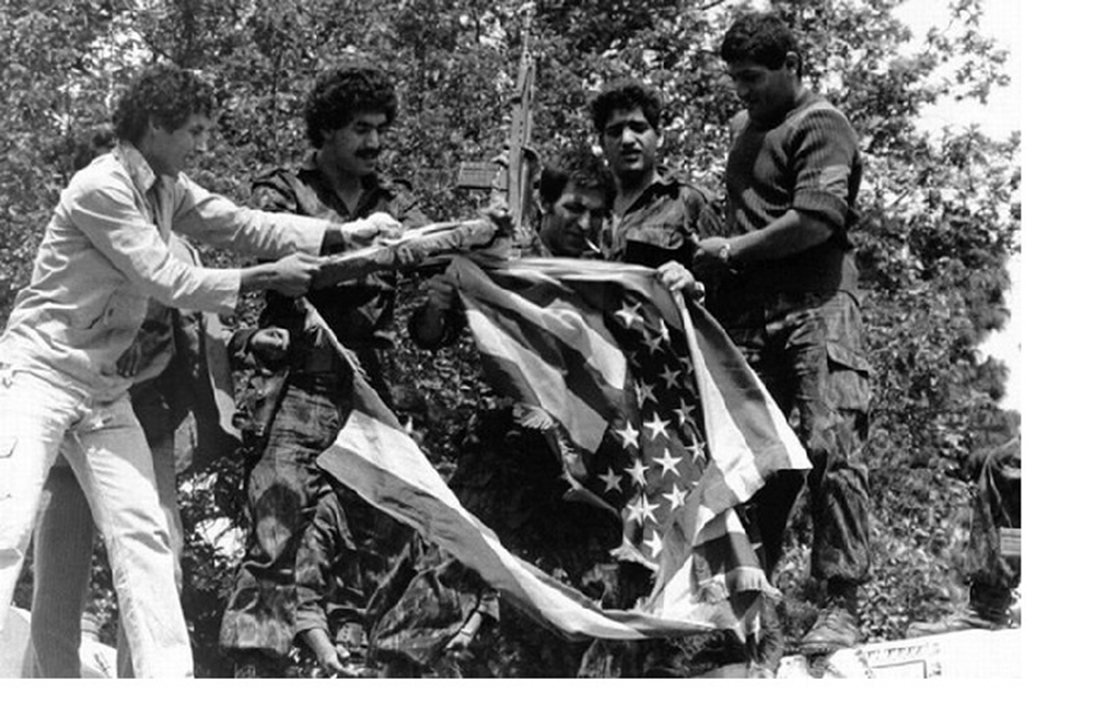 سینمای ایران در بازنمایی تسخیر لانه جاسوسی چطور عمل کرد؟