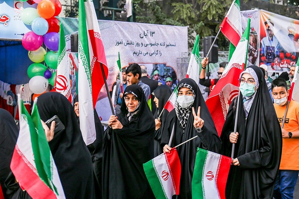 انقلاب سوم با محوریت اخراج آمریکا و صهیونیسم در حال شکل‌گیری است