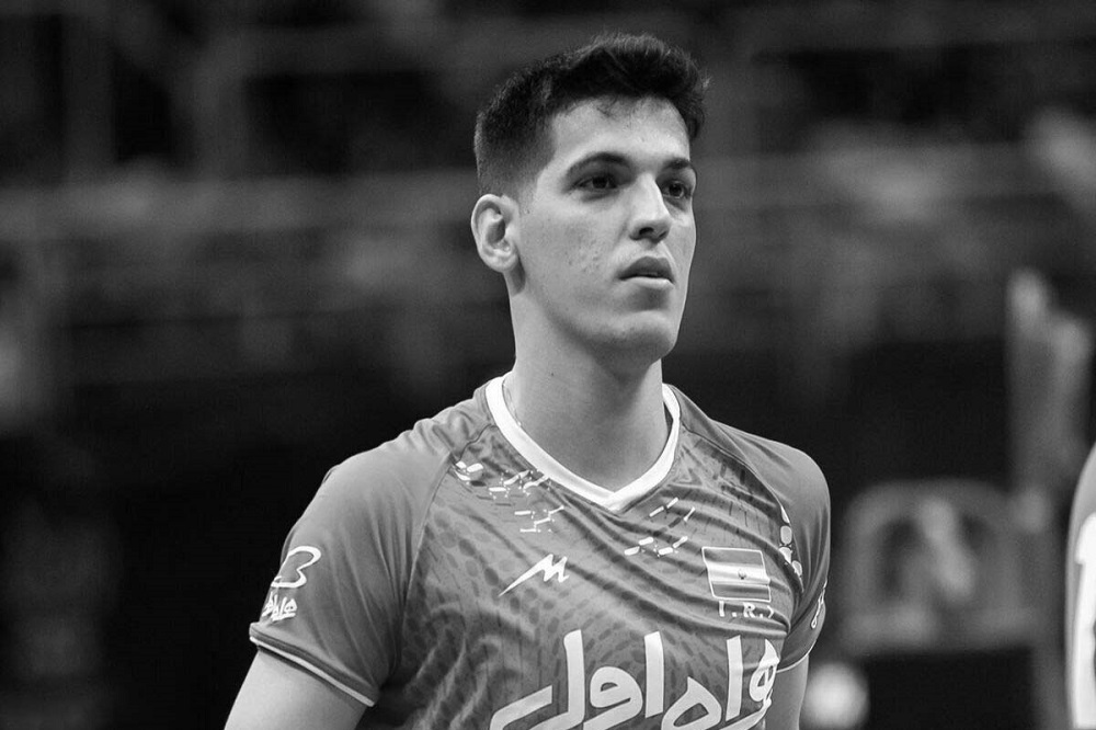 ملی پوشان والیبال با یاد صابر کاظمی به میدان رفتند