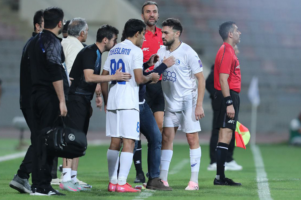 تکلیف مونیر فردا مشخص میشود